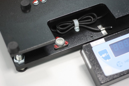 Весы ВМ для поверки гирь